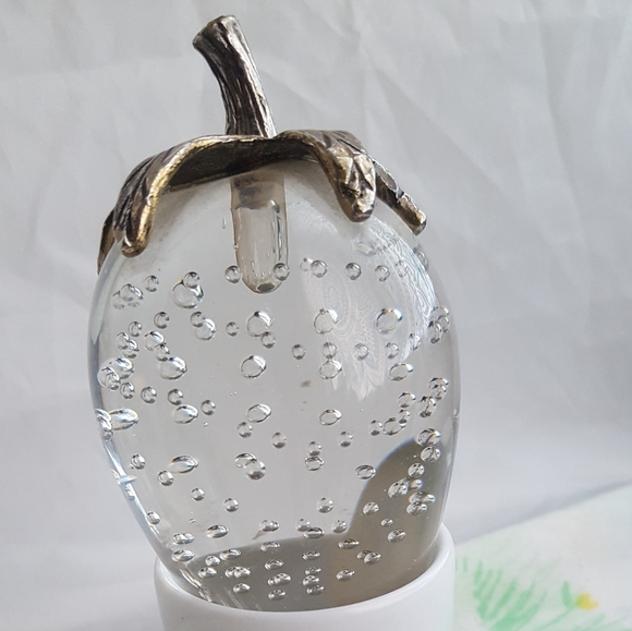 Vintage ART Glass Strawberry Paperweight Decoration - Picture 8 of 8